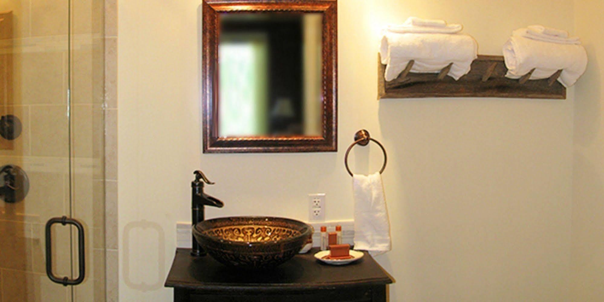 Hill Crest Bed & Breakfast Clifton Forge Exteriör bild